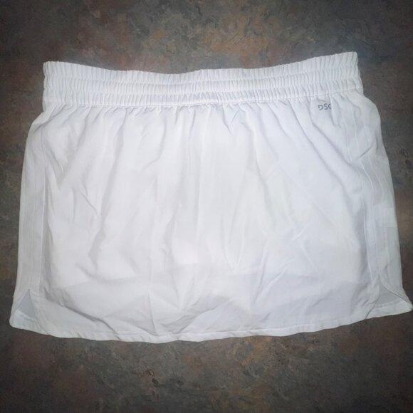 DSG Women's‎ Mid-Rise Stride Skort Built-In Short, Large White - Picture 1 of 9